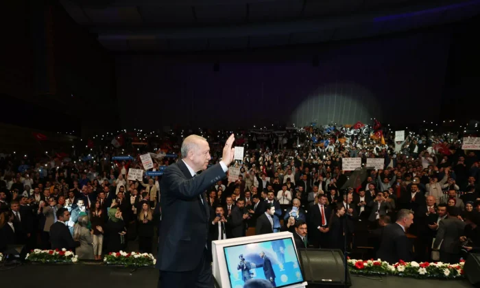 Cumhurbaşkanı Erdoğan Gençlik İçin Hemen Şimdi Programı’nda konuşuyor!. (canlı yayın)