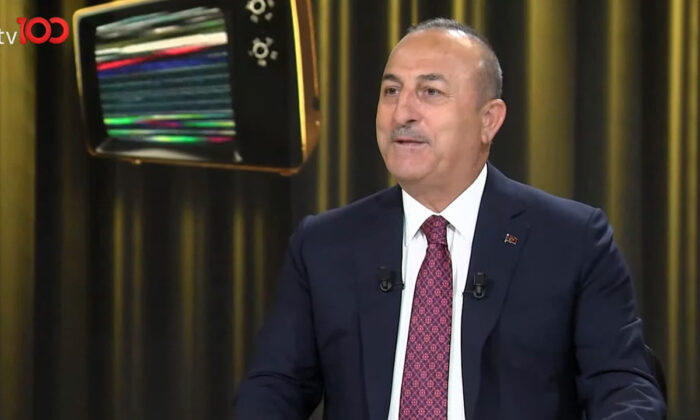 Mevlüt Çavuşoğlu: “Cumhurbaşkanımız en az yüzde 52 ile kazanacak!.”