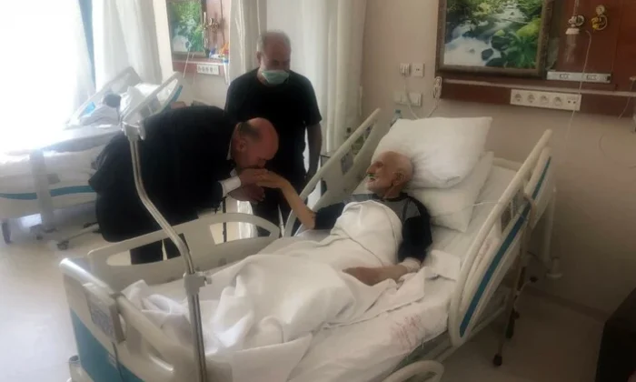 Cumhurbaşkanı Erdoğan’a hastadan duygulandıran dua! “Oyumu verdikten sonra öleyim..”