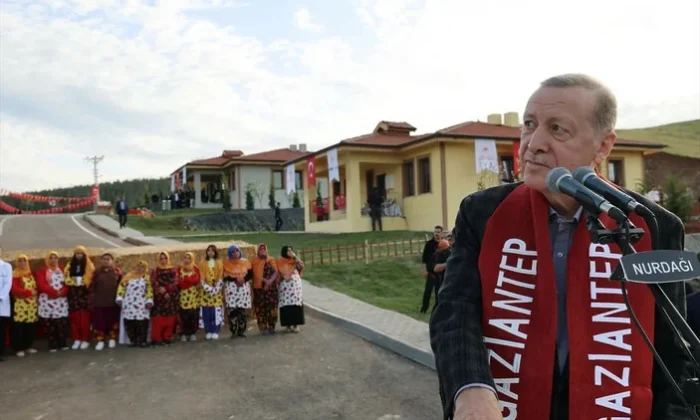 Cumhurbaşkanı Erdoğan’dan deprem bölgesindeki çiftçilere yeni destek paketleri..