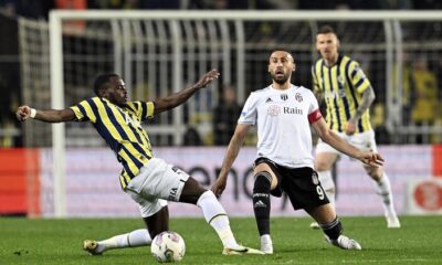 Derbide 10 kişi kalan Beşiktaş, geriye düştüğü maçta Fenerbahçe’yi 4-2 mağlup etti!.