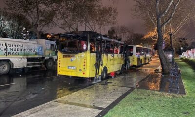 İstanbul’da su borusu patladı, tramvaylar mahsur kaldı!.