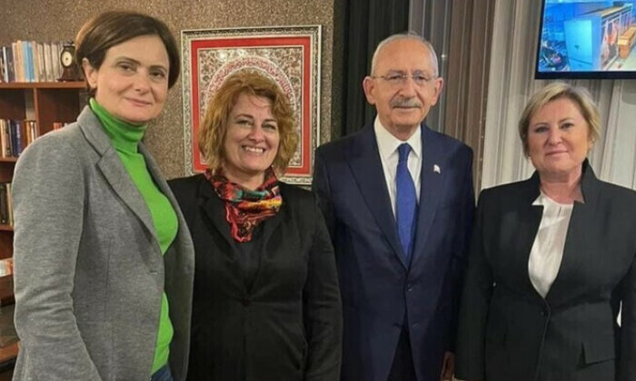Kılıçdaroğlu’yla seccade üzerinde fotoğraf çektiren adaylar listelere giremedi!.