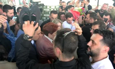 Akşener ve İmamoğlu türbeye ayakkabılarıyla girdiler!.