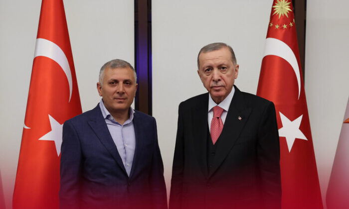 Gelecek Partisi’nden istifa eden Musa Arat, yeniden AK Parti’de..