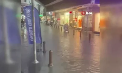 Ankara sağanak yağışa teslim oldu!.