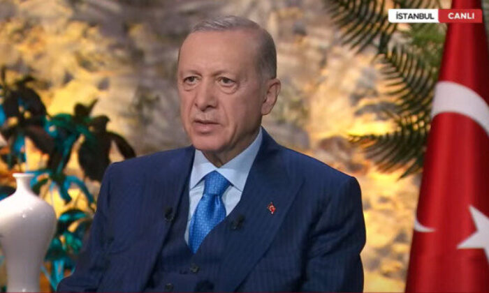 Cumhurbaşkanı Erdoğan’dan depremzede öğrencilere burs müjdesi..