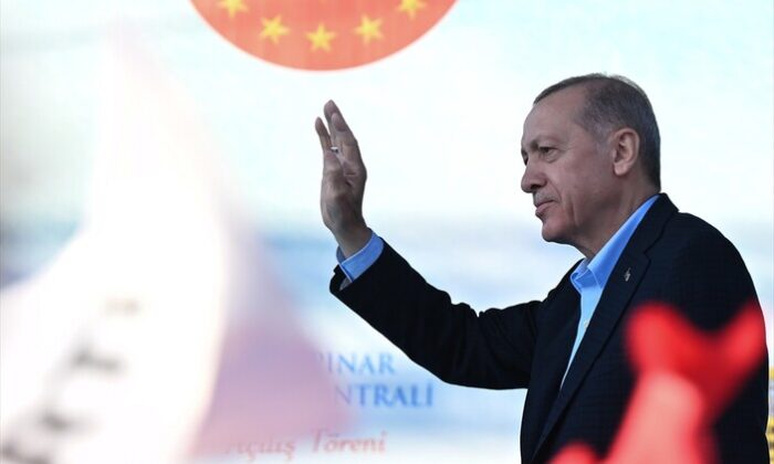 Cumhurbaşkanı Erdoğan’a Konya’da yoğun ilgi..