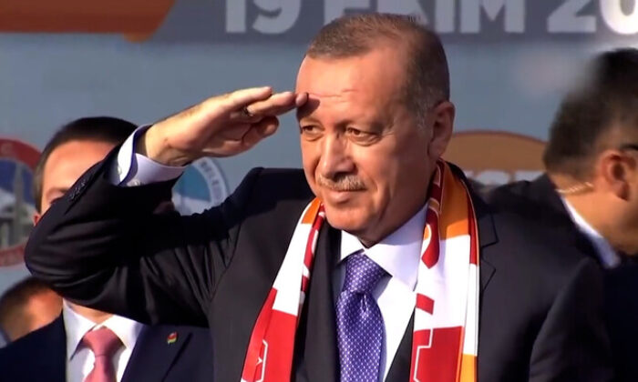 Kırgız sanatçı Cumhurbaşkanı Erdoğan’a şarkı besteledi!.