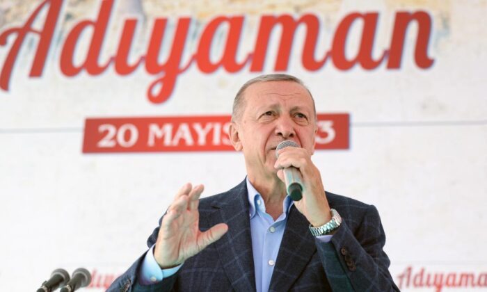 Cumhurbaşkanı Erdoğan: “Amacımız, ekim-kasım gibi kalıcı konut teslimine başlamaktır!.”