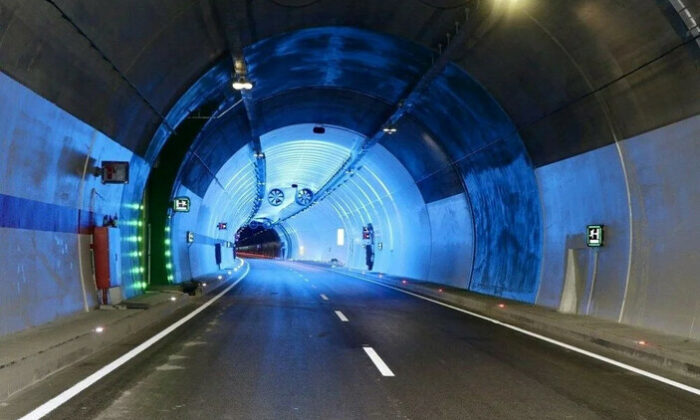 Yeni Zigana Tüneli hizmete açıldı!.