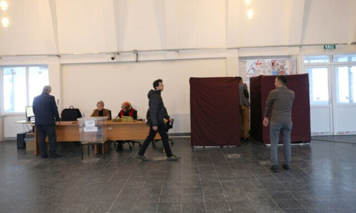 YSK, yurt dışı temsilciliklerinde oy kullanan seçmen sayısını açıkladı!.