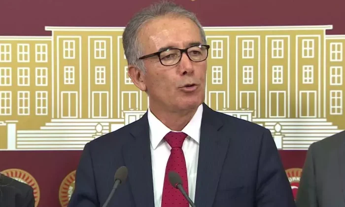 Ahat Andican, İyi Parti’den istifa etti!.