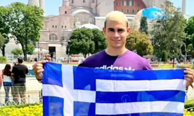 Yunan turistten Ayasofya’da provokasyon! “Bir gün gerçek sahibine dönecek!.”