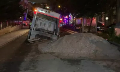 Ankara’da çamura saplanan çöp kamyonu işçilerin üzerine devrildi!.