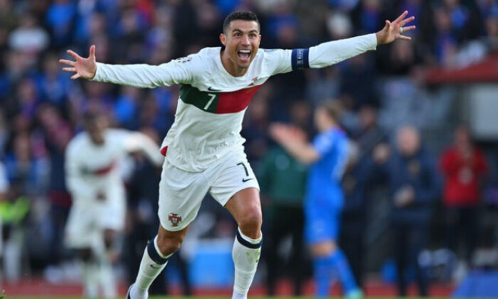 Cristiano Ronaldo, Guinness Rekorlar Kitabı’na girdiği gecede golünü attı!.