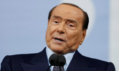 İtalya’nın eski Başbakanı Silvio Berlusconi hayatını kaybetti!.