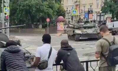 Ruslar darbe girişimini tiyatro izler gibi izledi!.