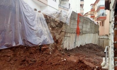 Ankara’da sağanak nedeniyle yollar ve duvarlar çöktü!.