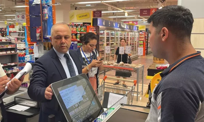 Ticaret Bakanlığı, fahiş fiyat ve etiket denetimlerine devam ediyor!.