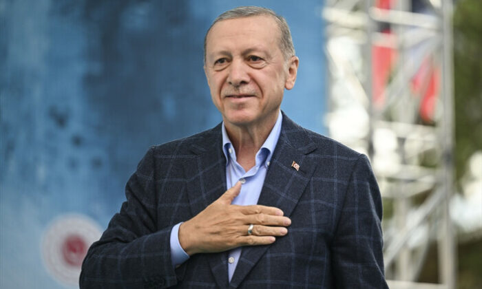 Cumhurbaşkanı Erdoğan: “Emekliye yüzde 25 oranında zam..”