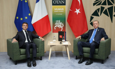 Cumhurbaşkanı Erdoğan Macron’la bir araya geldi!.
