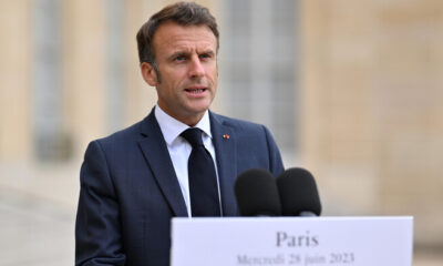 Macron’dan eyleme katılan gençlerin ailelerine mali yaptırım..