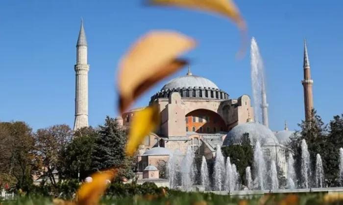 Ayasofya Camii’nin ibadete açılışının üçüncü yılı..