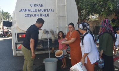 Bodrum susuz kaldı! Muhtar tankerle su dağıtıyor!.