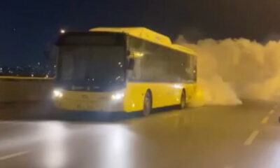 Yine İstanbul.. Dumanların yükseldiği İETT otobüsü yoluna devam etti!.