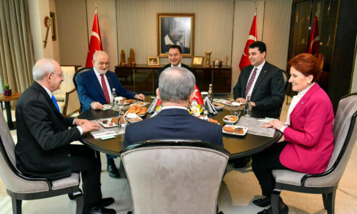 Muhalefet yerel seçimler için yeni ittifak formülleri arıyor!.