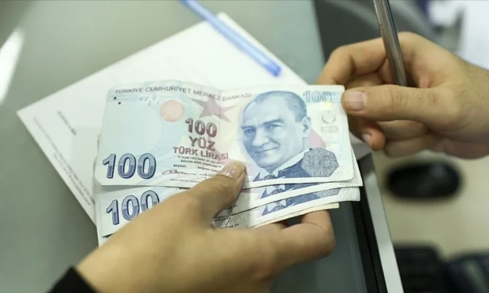 Emekliler 29 Ekim’de 10 bin TL ikramiye istiyor..