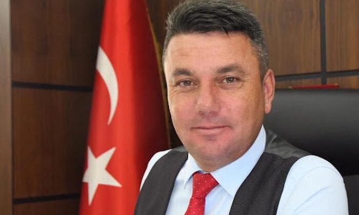 CHP’li başkan rüşvet ve hırsızlık suçundan mahkum edildi!.
