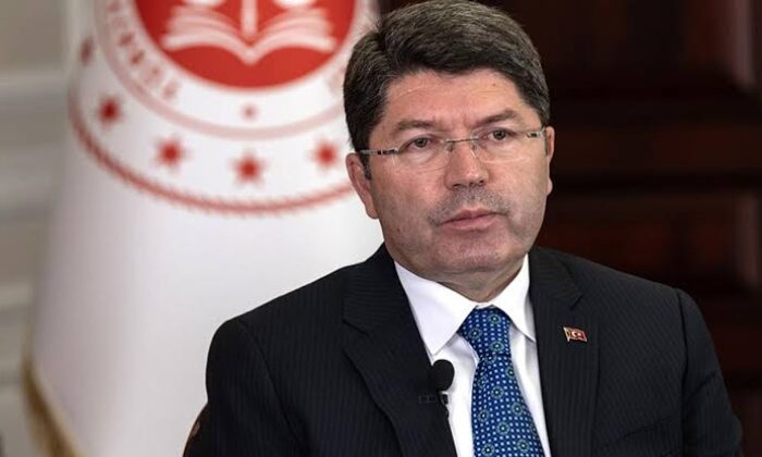 Adalet Bakanından AYM-Yargıtay krizine ilk yorum!.
