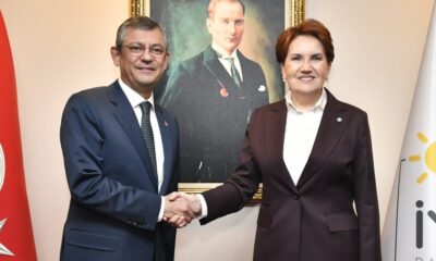 Birbirlerini arkasından atıp tututlar, yine ittifak için beraber pozlar verdiler!.