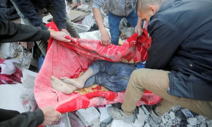 Kahpe İsrail ateşkes biter bitmez bomba yağdırdı!.