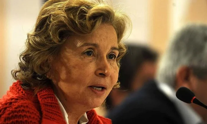 Nazlı Ilıcak yediden tutuklandı!.