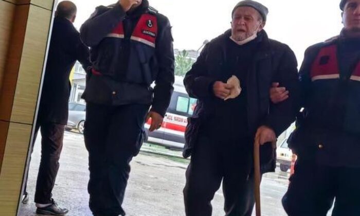 81 yaşındaki dedeyi süresiz nafaka haltı için hapse attılar!.