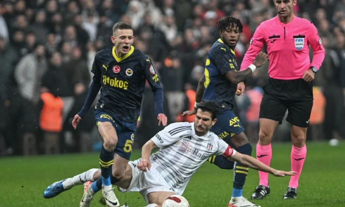 Fenerbahçe Beşiktaş’ı bozguna uğrattı!.