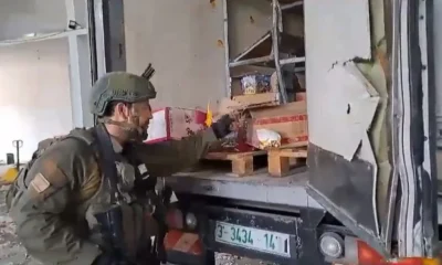 Kahpe İsrail Gazze’ye giden yardımları yaktı!.
