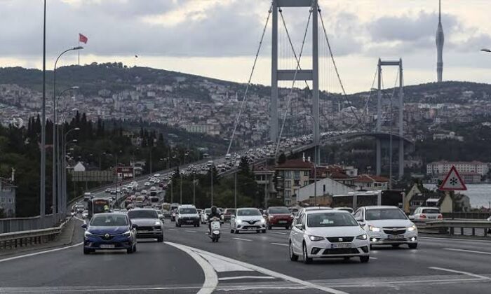Bir zam kazığı da otoyol ve köprülerle geldi!.