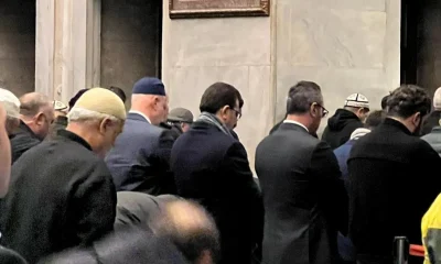 Seçim sürecine girilince Ekrem yine namaz pozları vermeye başladı!.