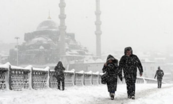 AKOM’dan İstanbullulara yoğun kar uyarısı!.