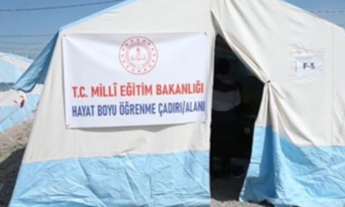 Bakanlıktan 2 milyon 600 bin TL tokatladılar, sadece 1 deprem çadırı diktiler!.