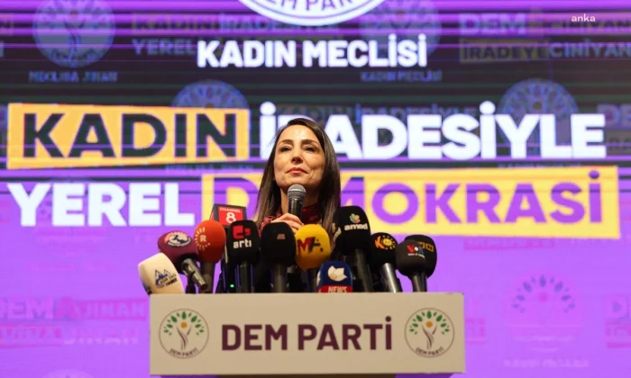 Gemi azıya alan DEM Parti dağda öldürülen teröristlere selâm yolladı!.