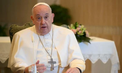 Papa Francis influenza teşhisi ile hastaneye kaldırıldı..