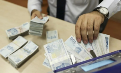 Emeklilere promosyon ödemelerine özel bankalarda dahil oldu..