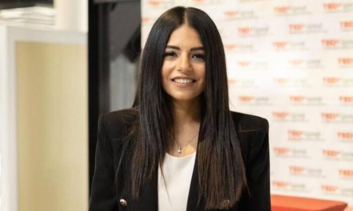Müşterisini tehdit eden ukala satıcıya tepkiler çığ gibi!.