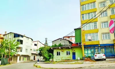 Roma’da keyfe keder 160 milyon harcayan Ekrem Başkan para bulmak için İBB’nin gecekondusunu satışa çıkardı!.