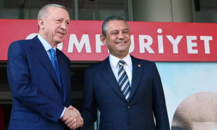 Başkan Erdoğan’dan Özgür Özel’e “KKTC’ye Beraber Gidelim” teklifi..